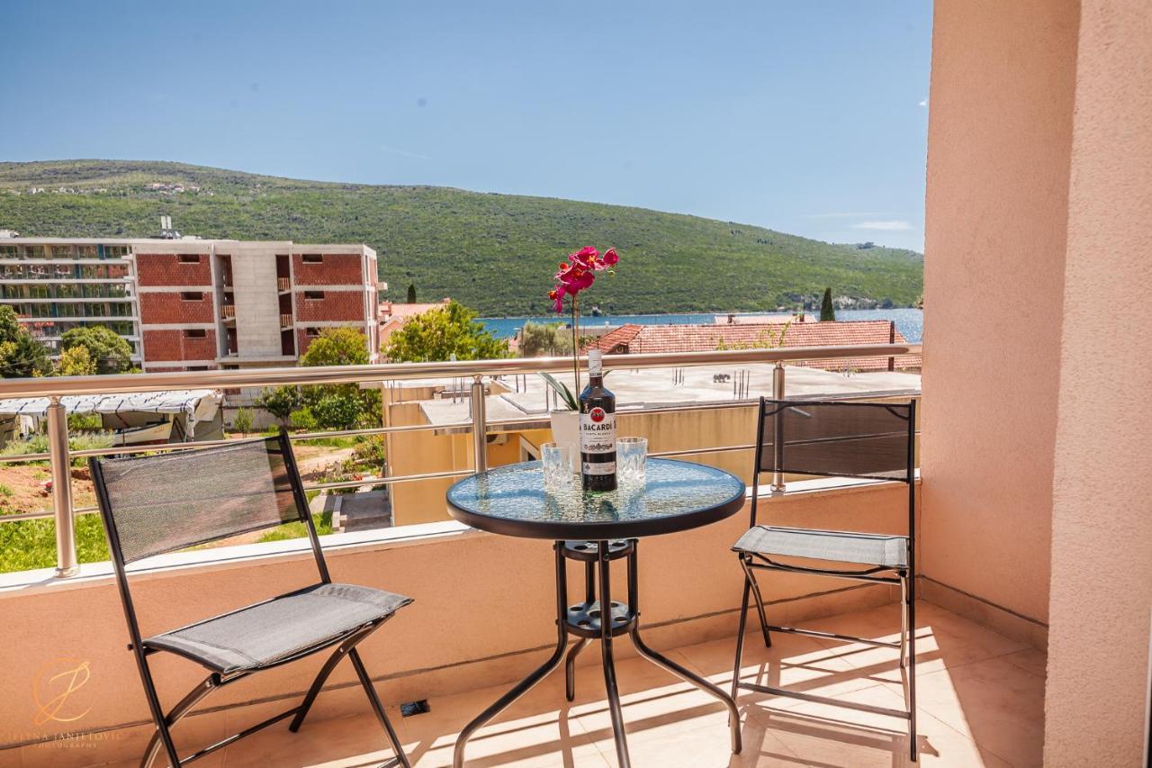Apartments Ruzmarin Херцег-Новий Екстер'єр фото