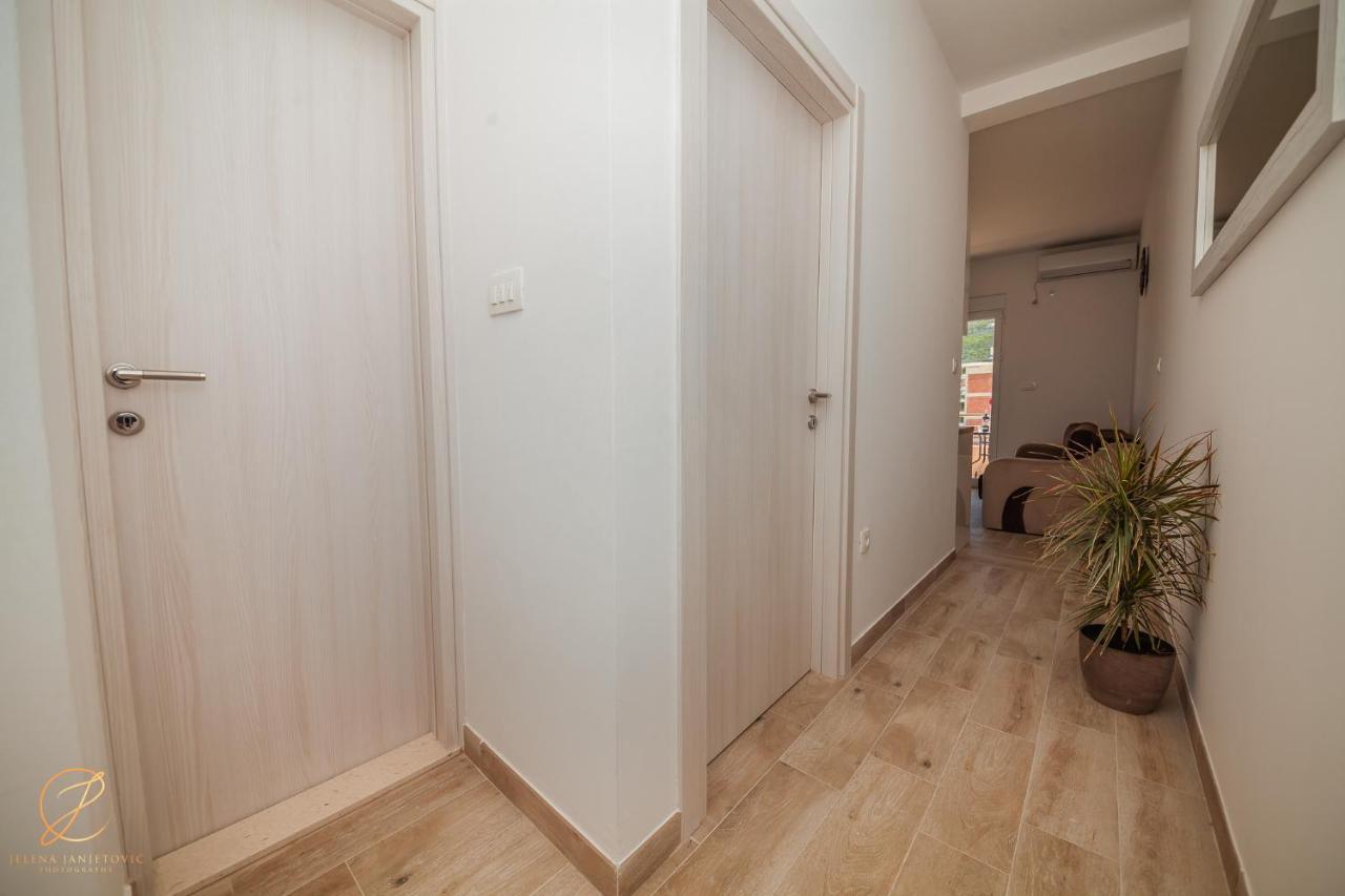 Apartments Ruzmarin Херцег-Новий Екстер'єр фото